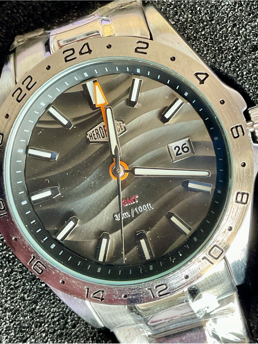 NIB Wavy Desert Dial Heroforce GMT Date Watch w Tool